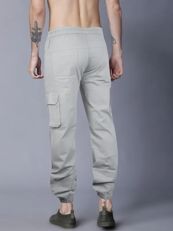 Ivory_Bold_Off-white_Cargos