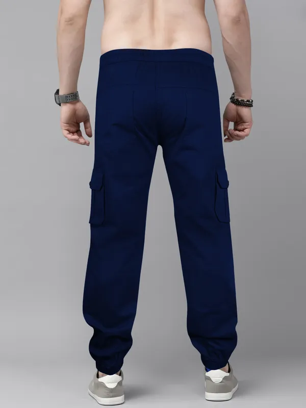 Rich_navy_Cargos