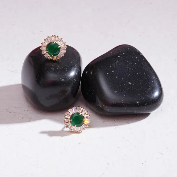 Emerald_Colour_Diamond_Look_Studs