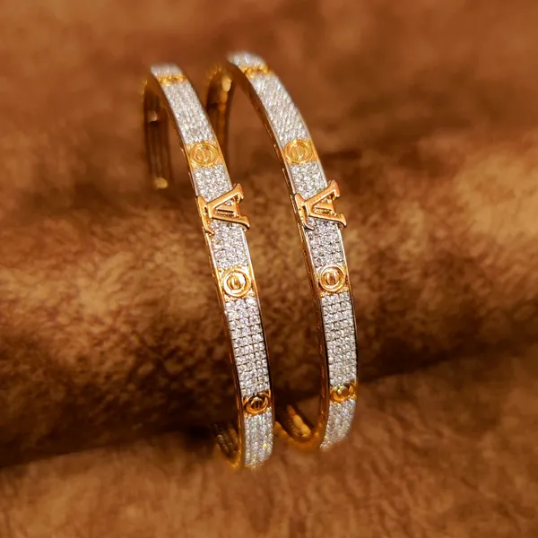 LOUIE_VIITTON_PATTERN_CZ_STUDDED_DIAMOND_LOOK_BANGLES