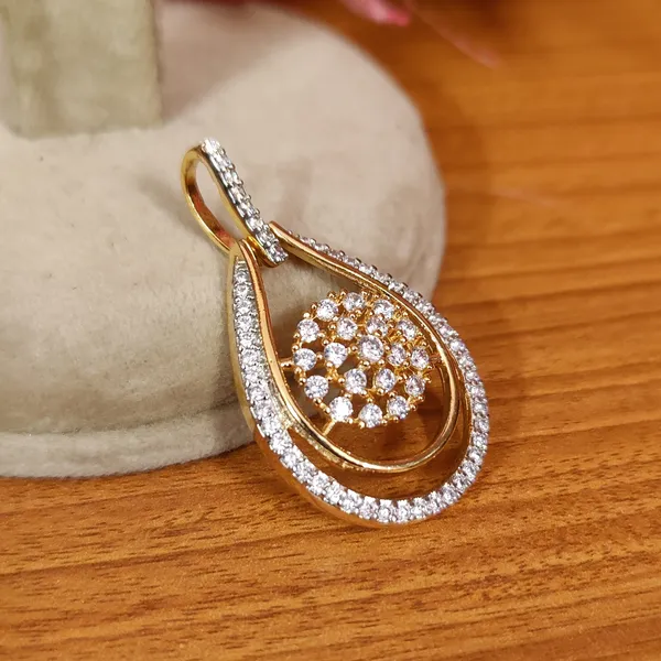 REAL_DIAMOND_LOOKALIKE_CZ_STUDDED_ELEGANT_PENDANT_SET_WITH_CHAIN
