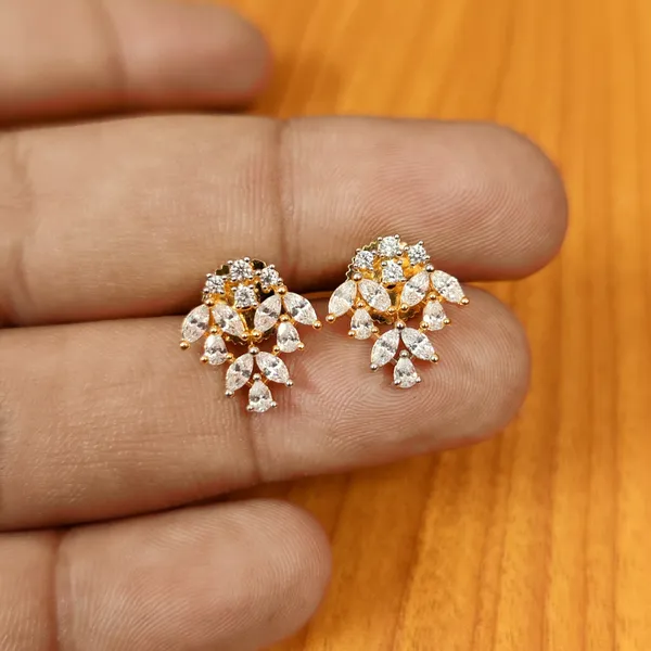 REAL_DIAMOND_LOOKALIKE_CZ_STUDDED_FINE_MANGALSUTRA