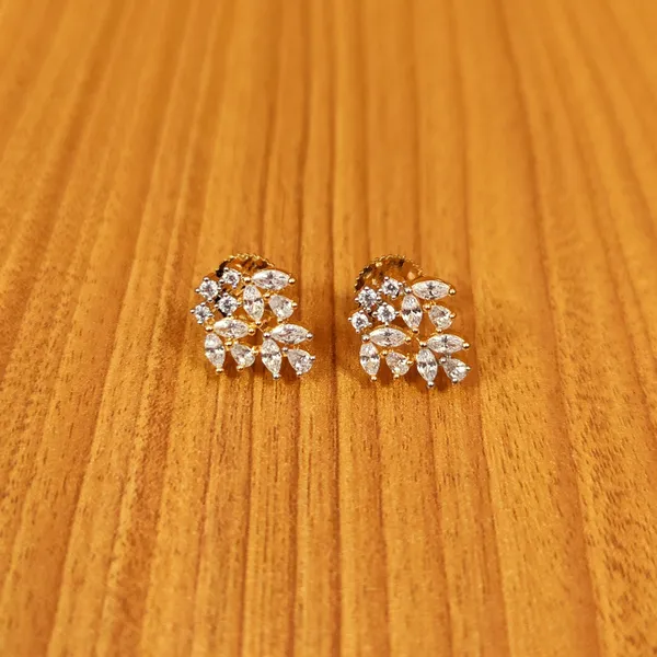 REAL_DIAMOND_LOOKALIKE_CZ_STUDDED_FINE_MANGALSUTRA