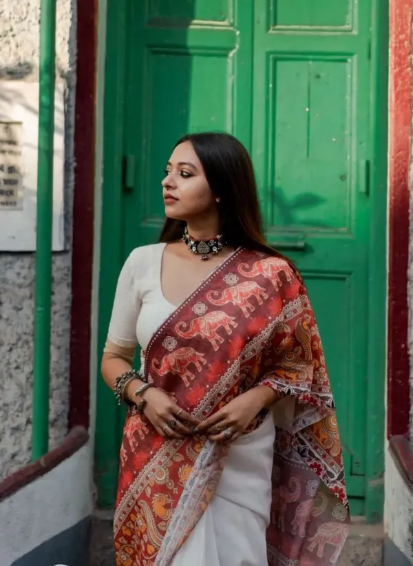 White_Linen_Saree_with_Digital_Print_and_Unstitched_Blouse_Piece