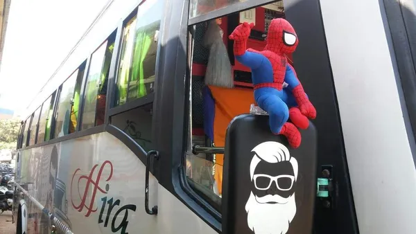 Spider-Man_3D_Car_Roof_Decoration_Exterior_Accessory_Decorative/Car_Interior_Idol