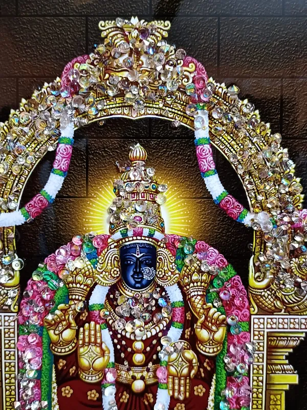 God_Sri_Tirupati_venkateswara_Swamy_(Balaji)_with_Padmavati_&_Lakshmi_Devi_Photo_Frame
