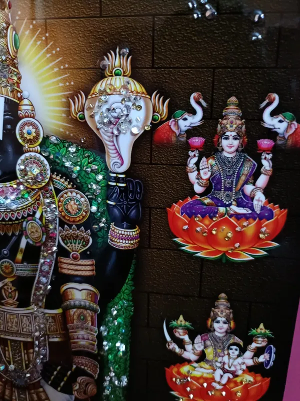 Lord_Balaji_with_Ashta_Lakshmi_Photo_Frame