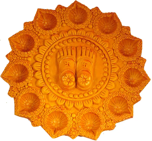 Terracotta_(Pack_Of_11)_Table_Diya_Set_(Height:_9_Inch)