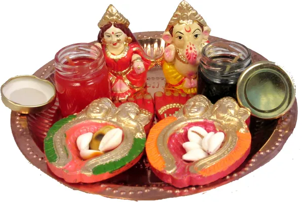 Laxmi_Ganesh_Murti_With_Candles_,_Diya_With_Copper_Thali_Copper_(40_Pieces,_Brown)