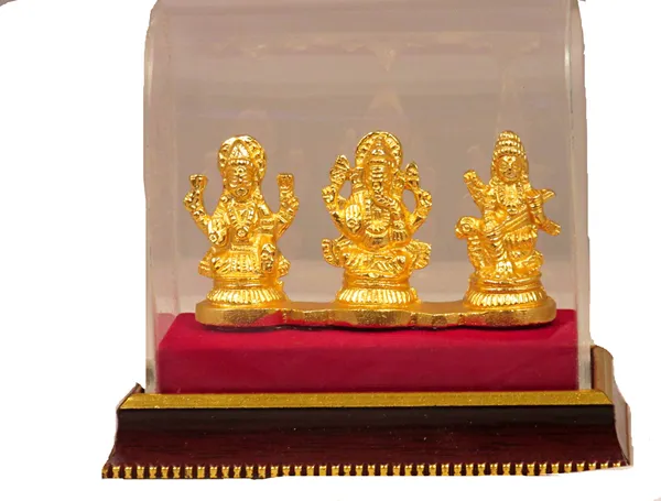 Decorative_Showpiece_-_3_Cm_(Brass,_Gold)
