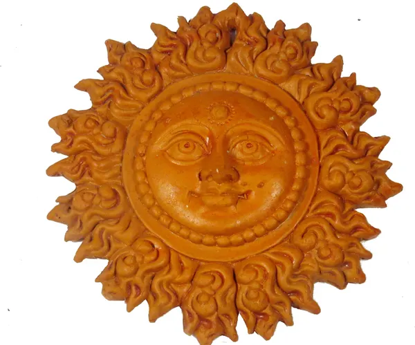 Lord_Surya_Wall_Hanging_|_Sun_Wall_Hanging_|_Vastu_Showpiece_Decorative_Showpiece_-_18_Cm_(Terracotta,_Brown)