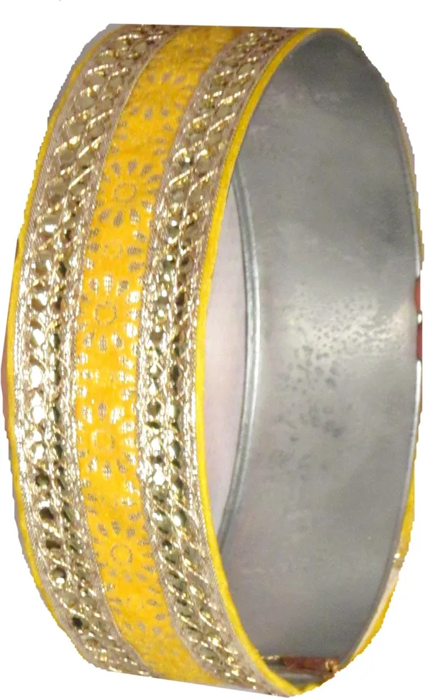 Karwa_Chauth_And_Ahoi_Ashtami_Pooja_Thali_Set|Karwachauth_Thali_Set_|Karwa_Chauth_Thali_Terracotta_(8_Pieces,_Yellow,_Maroon,_Red)