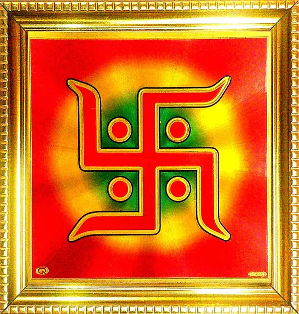 Photo_&_Frame_Swastik