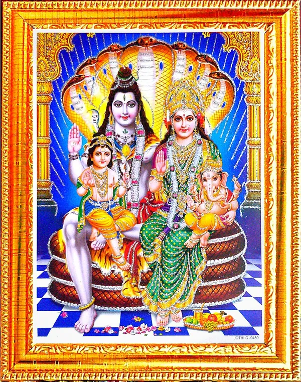 Photo_&_Frame_Shiv_Parivar