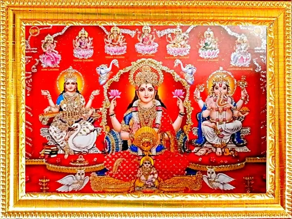 SUNINOW_lakshi_ma,saraswati,_ganesh_Religious_Frame