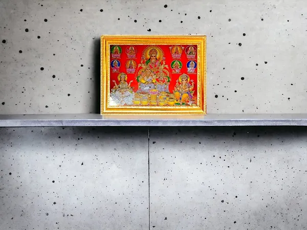 SUNINOW_lakshi_ma,saraswati,_ganesh_Religious_Frame