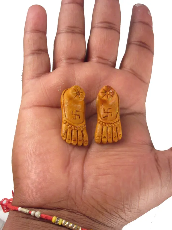Laxmi_Ji_Religious_Footprint_(Terracotta)