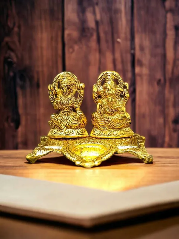 SUNINOW_Suninow_Metal_Laxmi_Ganesh_Idol_Decorative_Showpiece_-_13_cm_(Metal,_Gold)