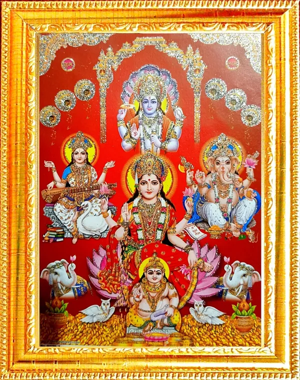 SUNINOW_LAXMI_GANESH_SARASWATI_Religious_Frame_()