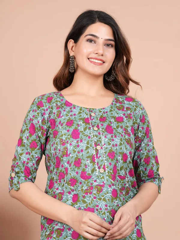 Multi_Pink_Floral_Maternity_And_Feeding_Kurti