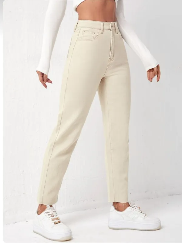 Ceammy_Unique_Colour_Causal_Cream_Straight_Mom_Fit_Jeans