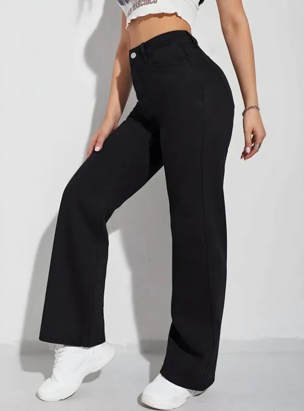 Mirc_Z_Black_Zip_Fly_Stylish_Pocket_Straight_Fit_Denim_Jeans_For_Women