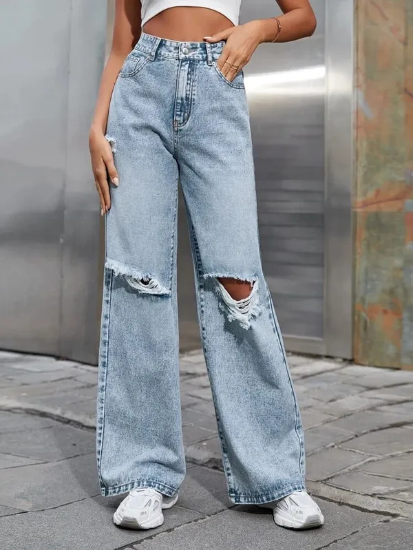 DDM_Clothing_Smiling_Jaw_Wide_Pant_Knee_Cut_Blue_Straight_Denim_Jeans_For_Women