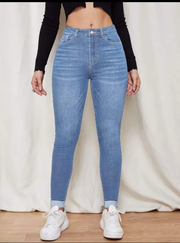 Classic_Blue_Denim_Jeans
