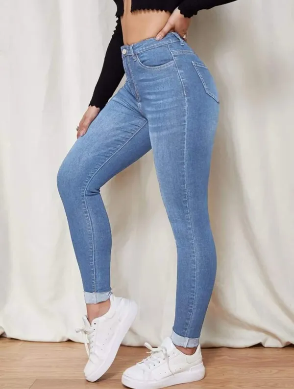 Classic_Blue_Denim_Jeans