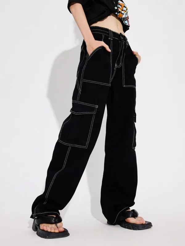 Black_Loose_Pant__With_Trending_White_Thread_Stitched_Wide_Leg_Denim_Jeans_For_Women