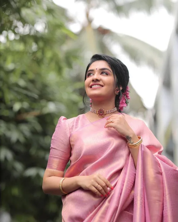 Light_Pink_Colour_New_Arrival_Soft_Banarasi_Silk_Saree