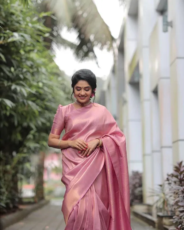 Light_Pink_Colour_New_Arrival_Soft_Banarasi_Silk_Saree
