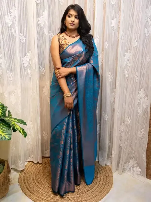 Woven_Kanjivaram_Jacquard,_Pure_Silk_Saree