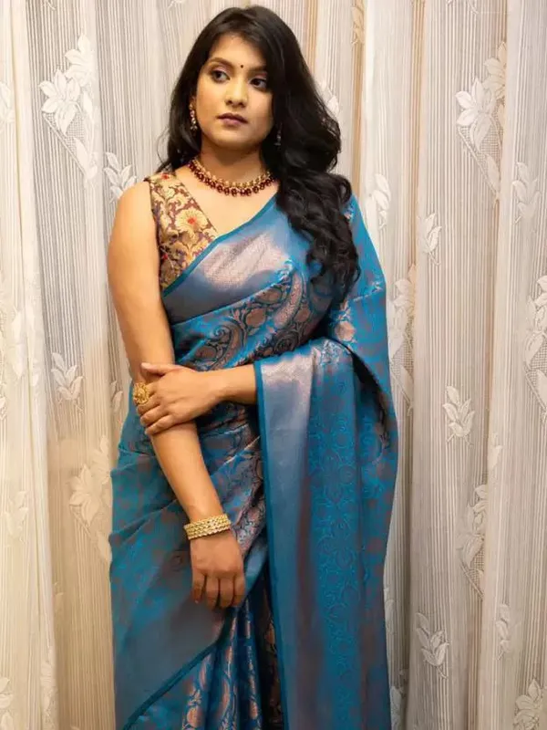 Woven_Kanjivaram_Jacquard,_Pure_Silk_Saree