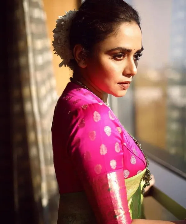 Solid/Plain_Banarasi_Pure_Silk_Saree