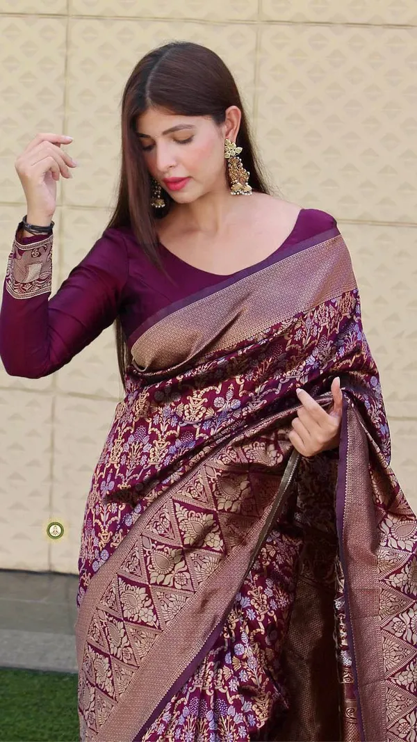 Woven_Bollywood_Pure_Silk_Saree