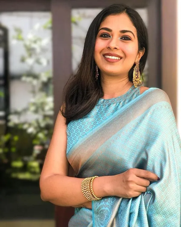 Silk_Saree_Indian_Wedding_Saree_Designer_Traditional_Saree_Partywear_Saree