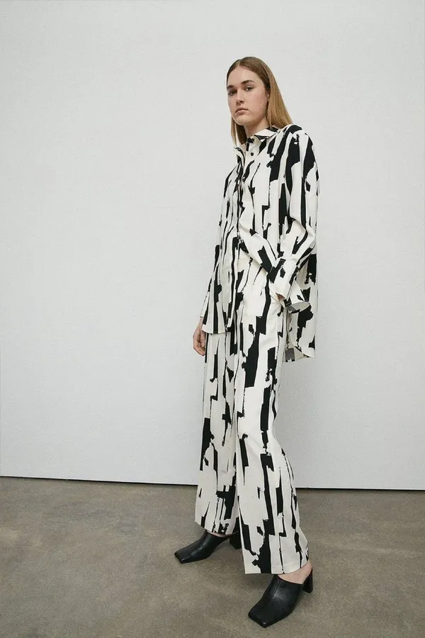 Abstract_Print_Satin_Crepe_Wide_Leg_Trouser