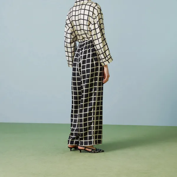 Designer_Readymade_Co-ord_Sets_3_Pockets_With_Lace_Finished_Borders_Pastel_Grey_Premium_Volvo_Silk_Pant_Suit