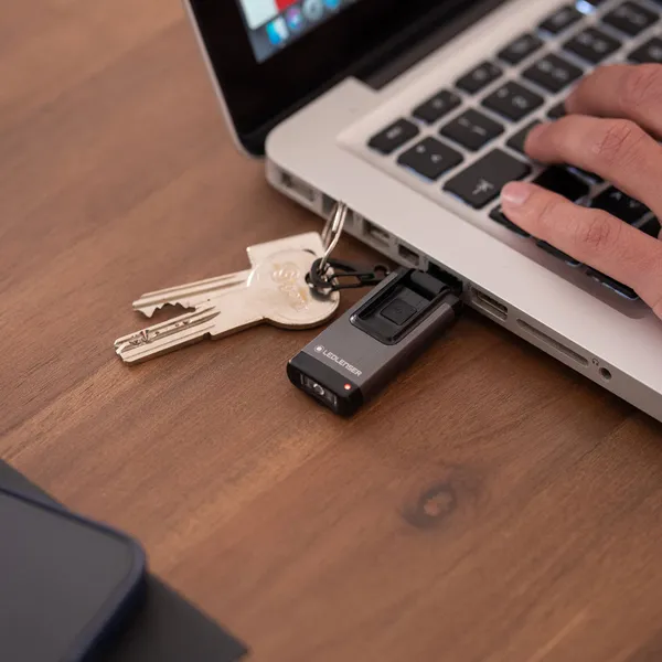 Ledlenser_-_K4R_Rechargeable_Keychain_Flashlight