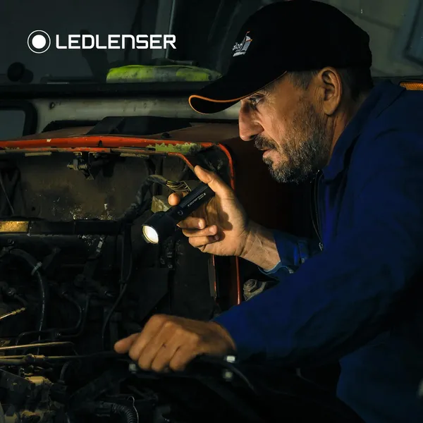 Ledlenser_-_P7R_Work_Rechargeable_Work_Handheld_Flashlights