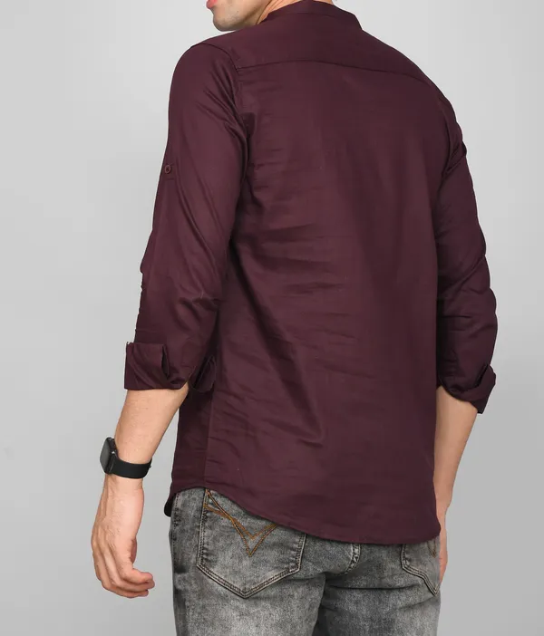 Men_Solid_Straight_Kurta_(Purple,_Maroon)