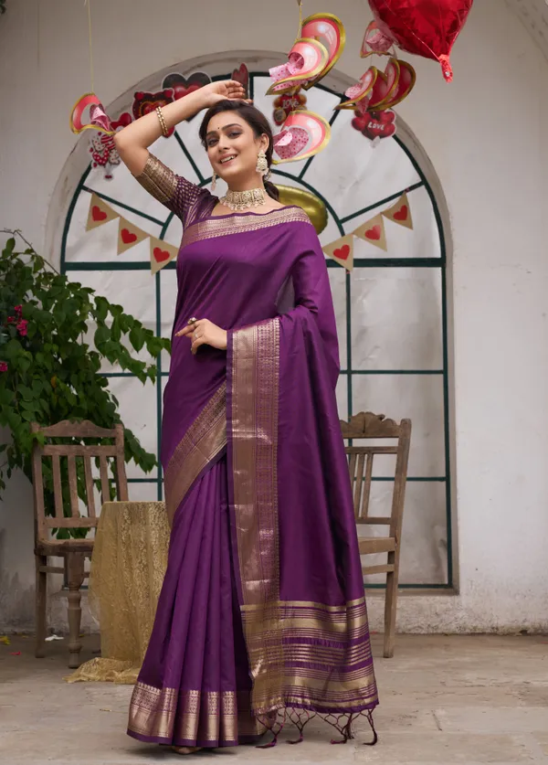 Matching_Dress_Silk_Saree_and_Kurta