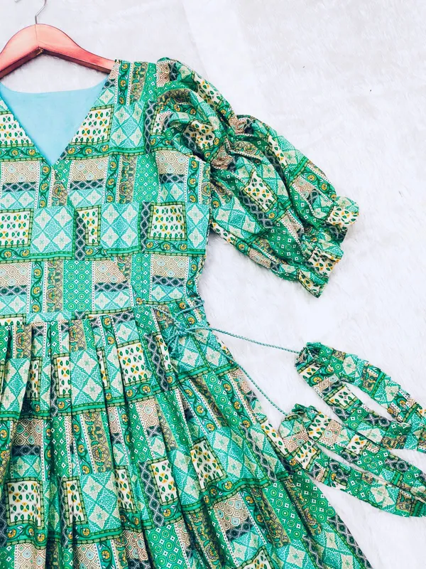 Mint_Muslin_Maxi_Gown_With_Dupattas