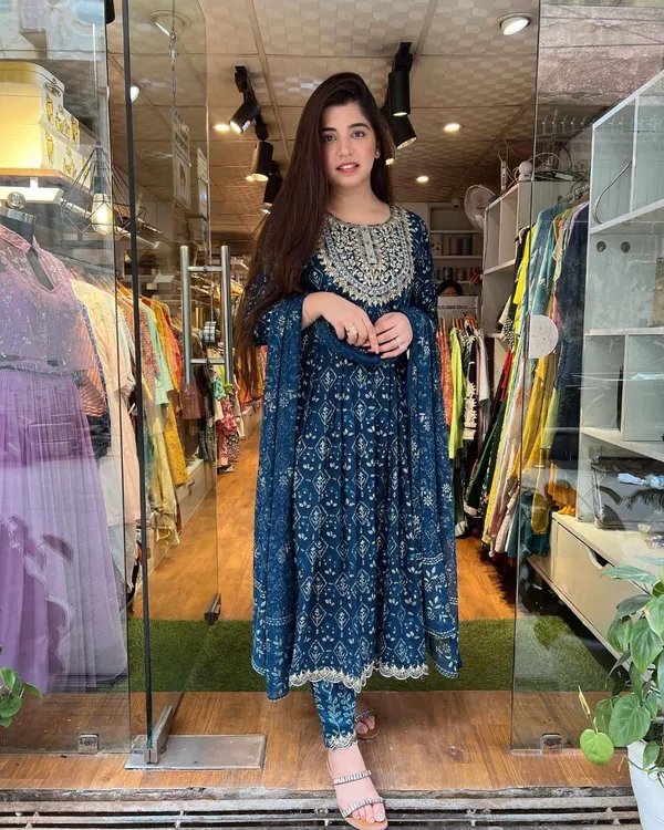 New_Beautiful_Machine_Embroidered_Printed_Kurta