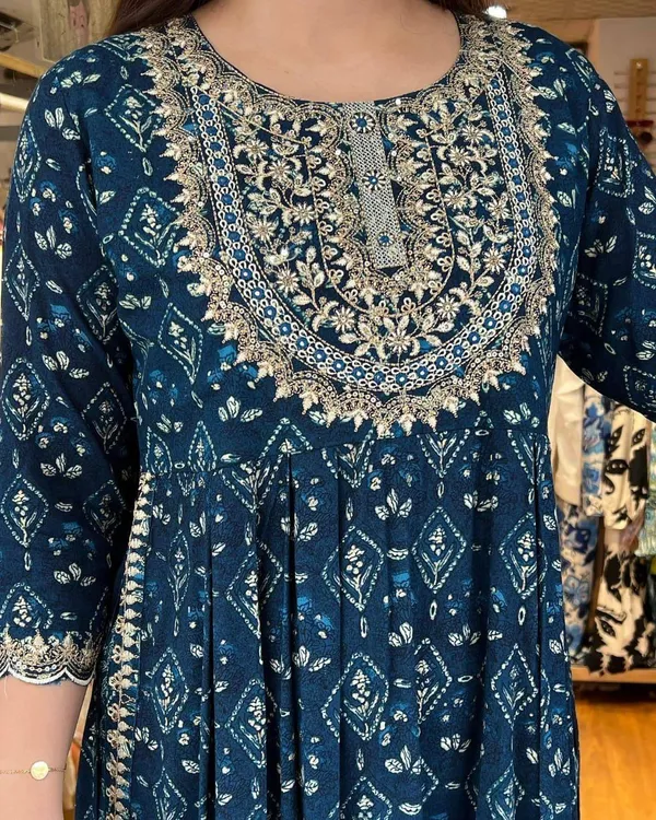 New_Beautiful_Machine_Embroidered_Printed_Kurta