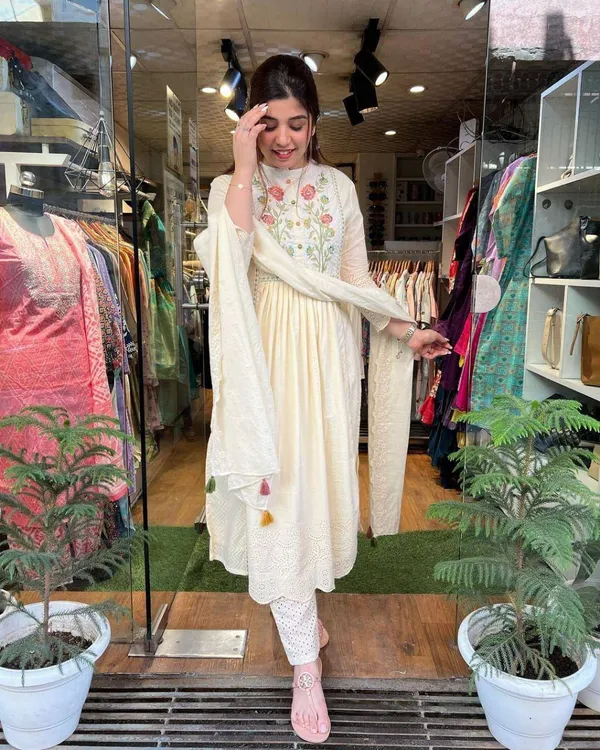 White_Color_Embroidery_Work_Cotton_Fabric_Anarkali_Kurti_Pant_With_Dupatta,_Partywear_Wedding_Girls_Dress