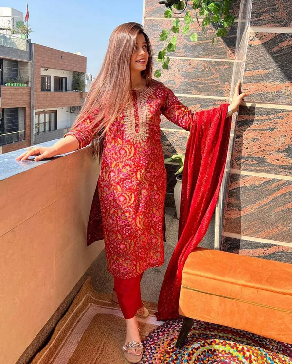 Red_Beautiful_Jaipur_Printed_Kurti_Dupatta_Set