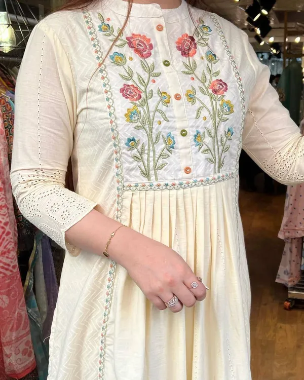 Gupta_Fashion_Cotton_Embroidered_Kurta_Pant_and_Dupatta_Set_for_Women