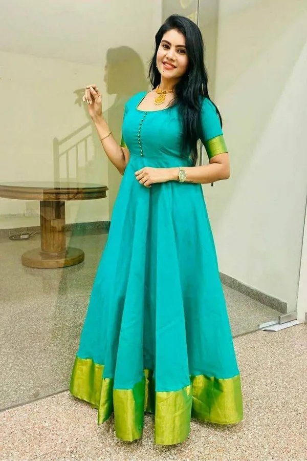 Gown,_Women_Gown,_Cotton_Silk,_Women_Maxi_Dress,